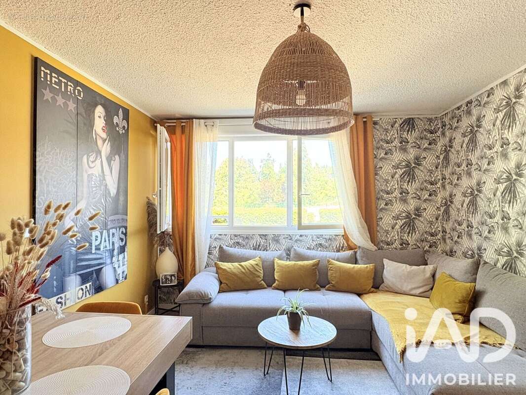 Appartement 76 m² à Lormont  - photo 3