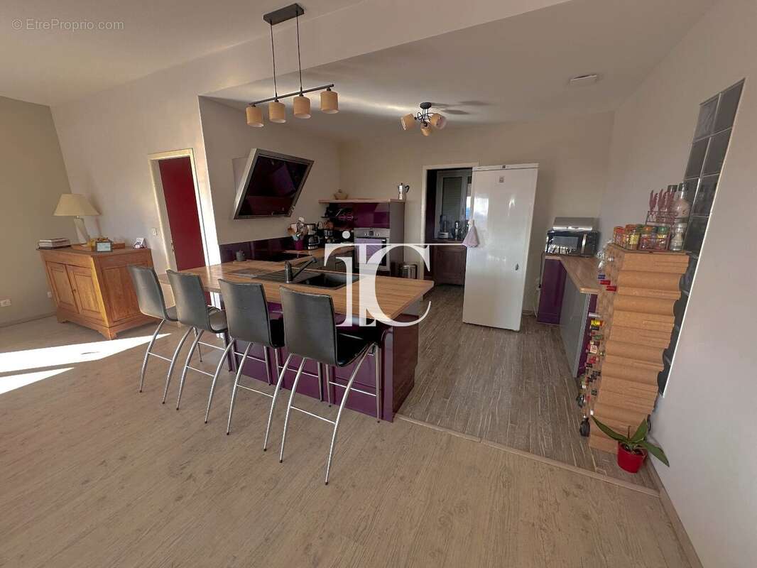 Maison à SAINT-AMBROIX