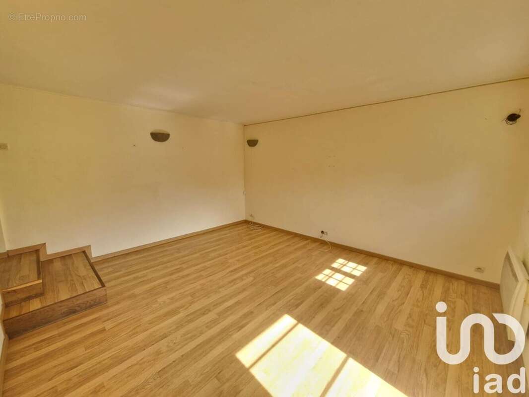 Photo 5 - Maison à DAMPIERRE-EN-BURLY