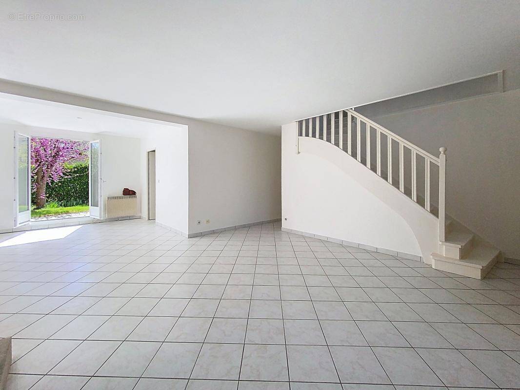 Maison à GUYANCOURT