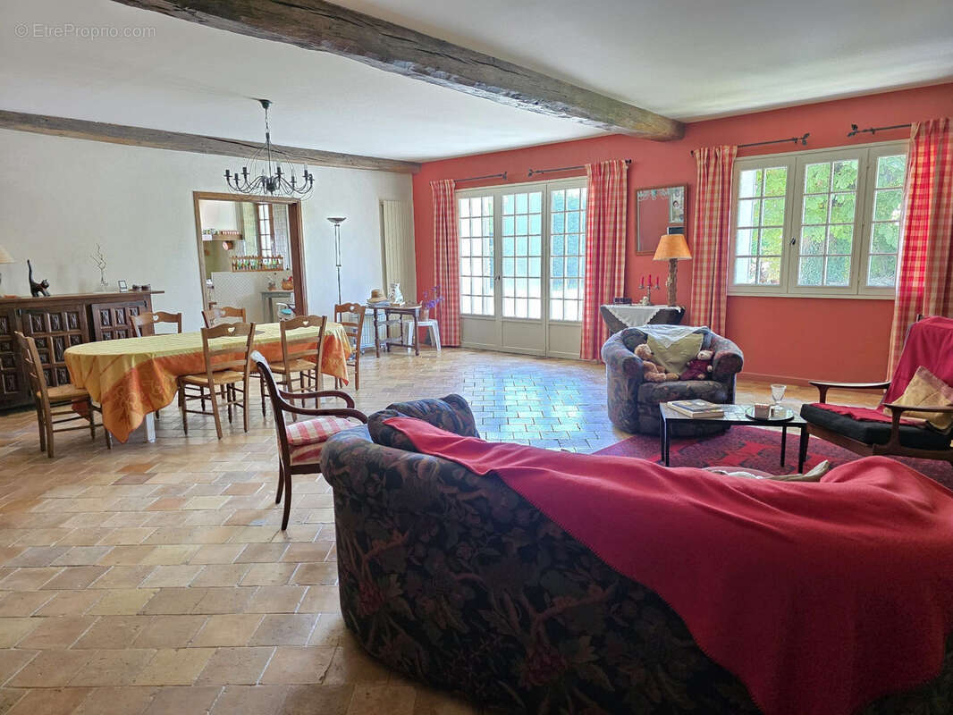 Maison à FONTAINEBLEAU