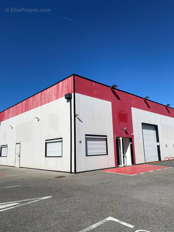 Commerce à BRETTEVILLE-DU-GRAND-CAUX