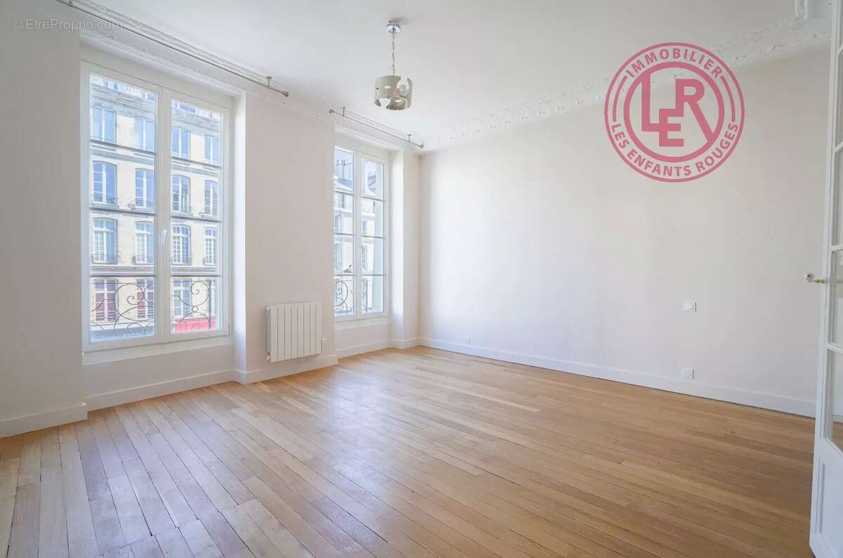 Appartement à PARIS-4E