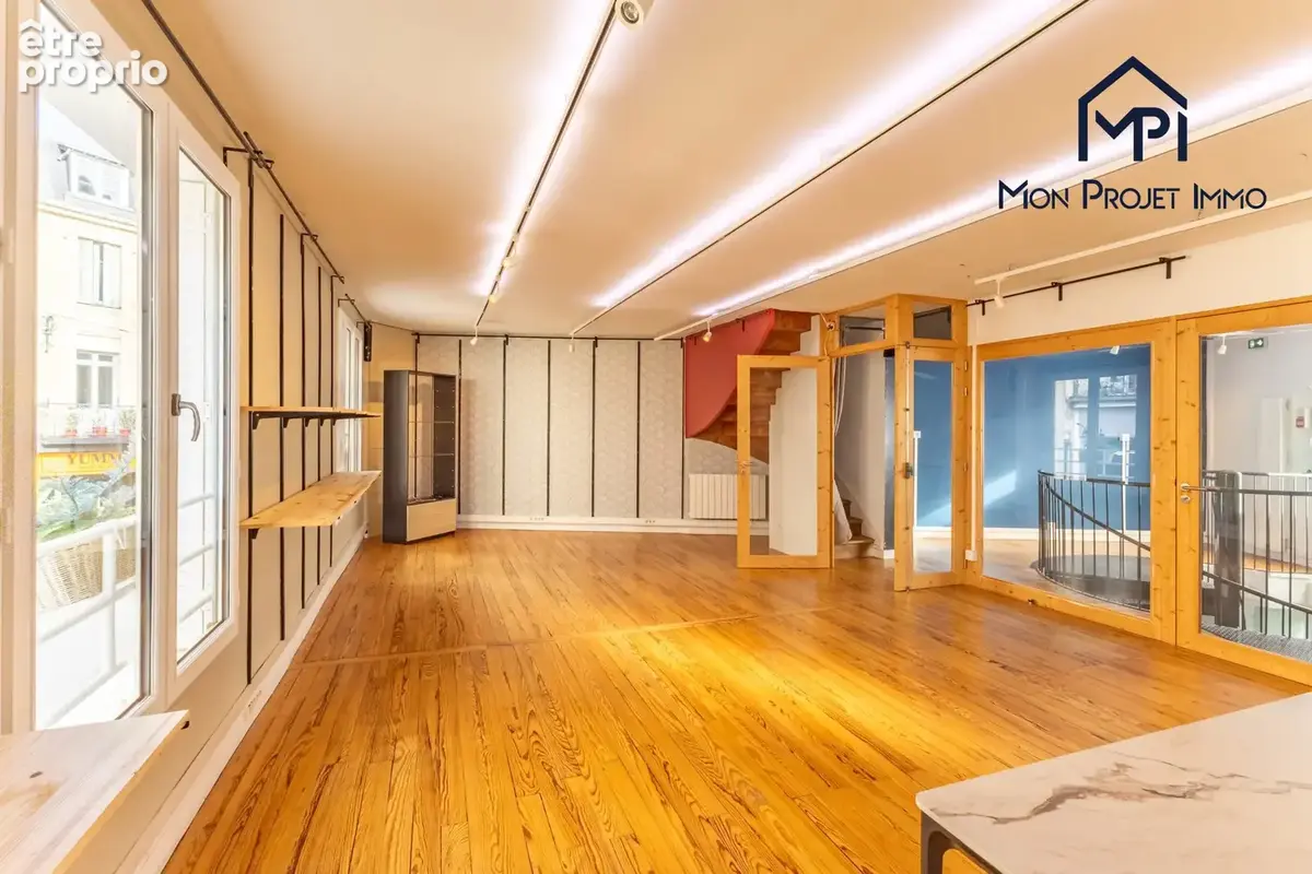Commerce 207 m² à vendre à Laval (53000) - photo 2