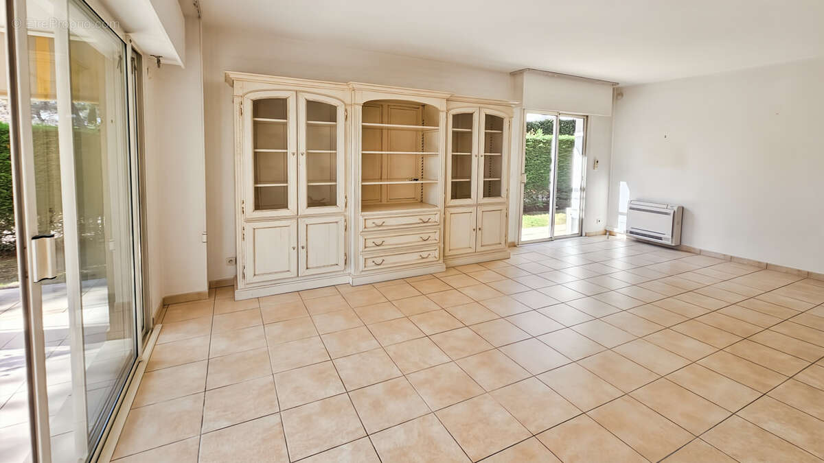 Appartement à SAINT-RAPHAEL
