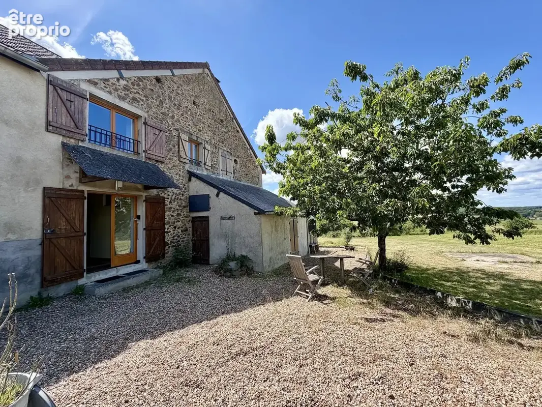 Grand ensemble, entièrement isolé avec 1,4 hectare à vendre près de Remilly - photo 48