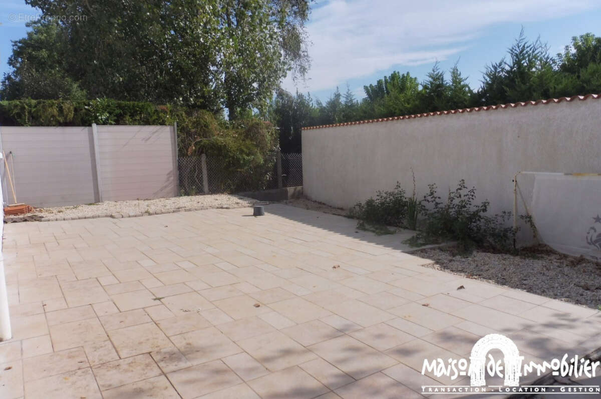 Maison à BARZAN
