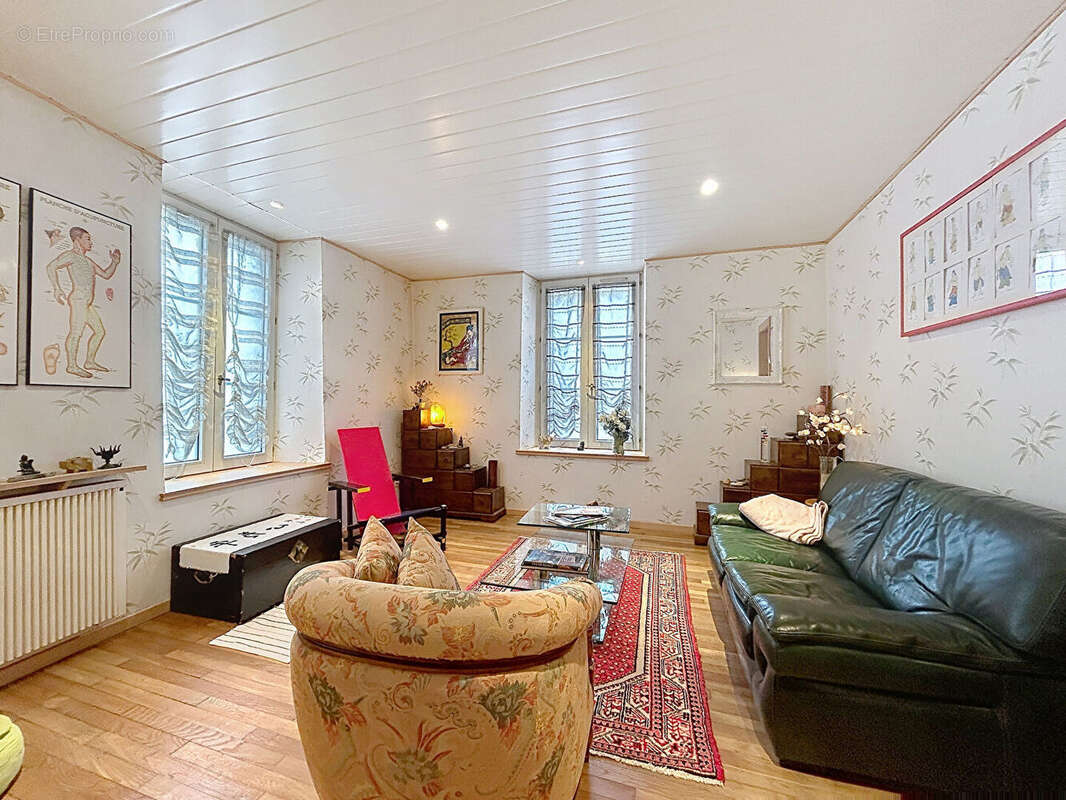 Appartement à ARS-SUR-MOSELLE