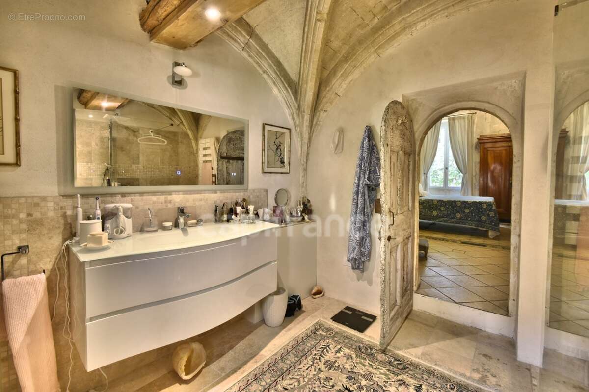 Maison à vendre 7 pièces TARASCON (13) - photo 10