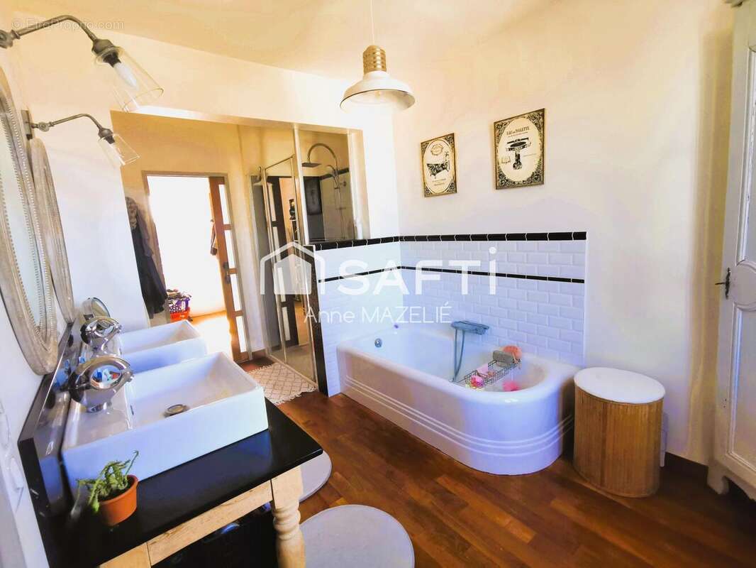 Photo 9 - Maison à GRANDFRESNOY