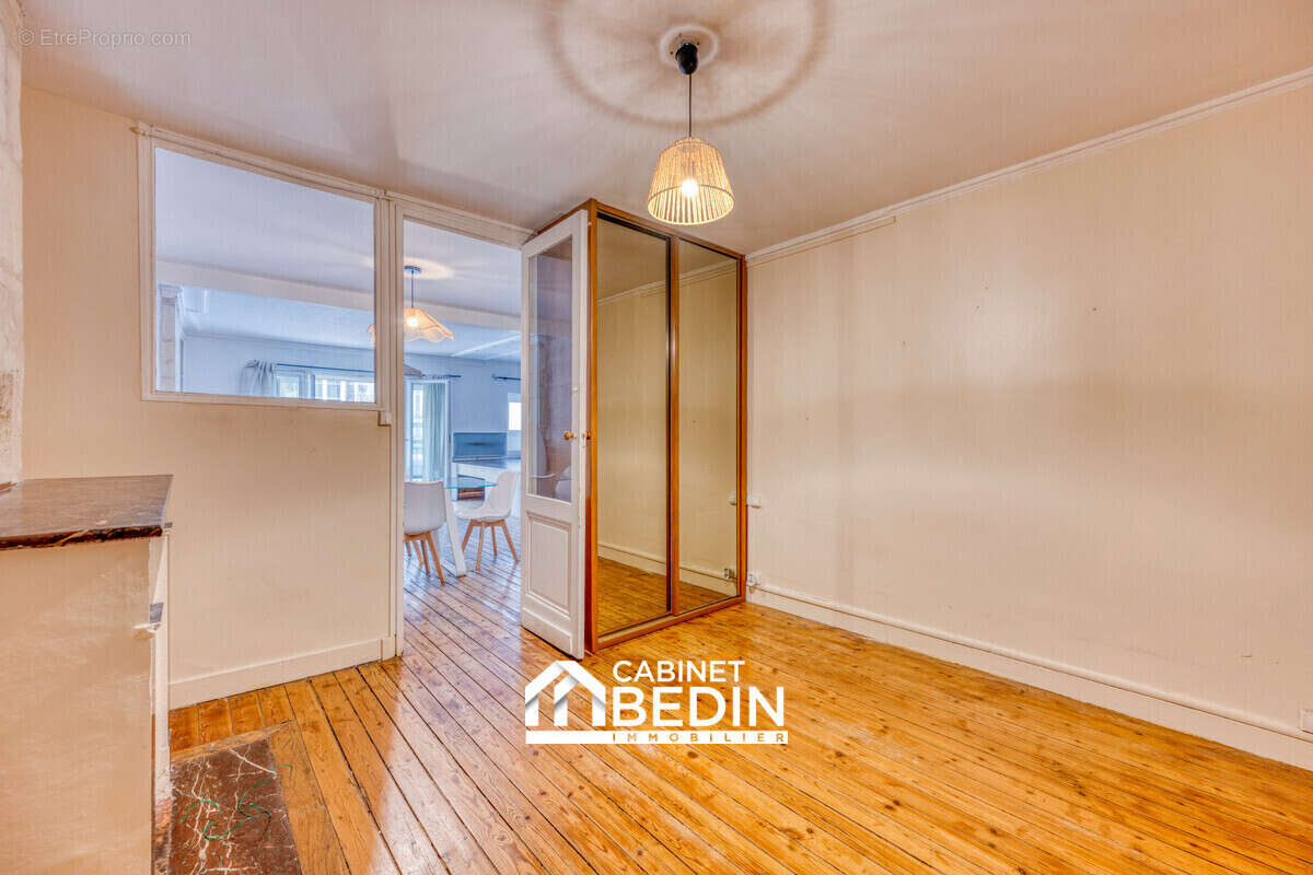 Appartement à BORDEAUX