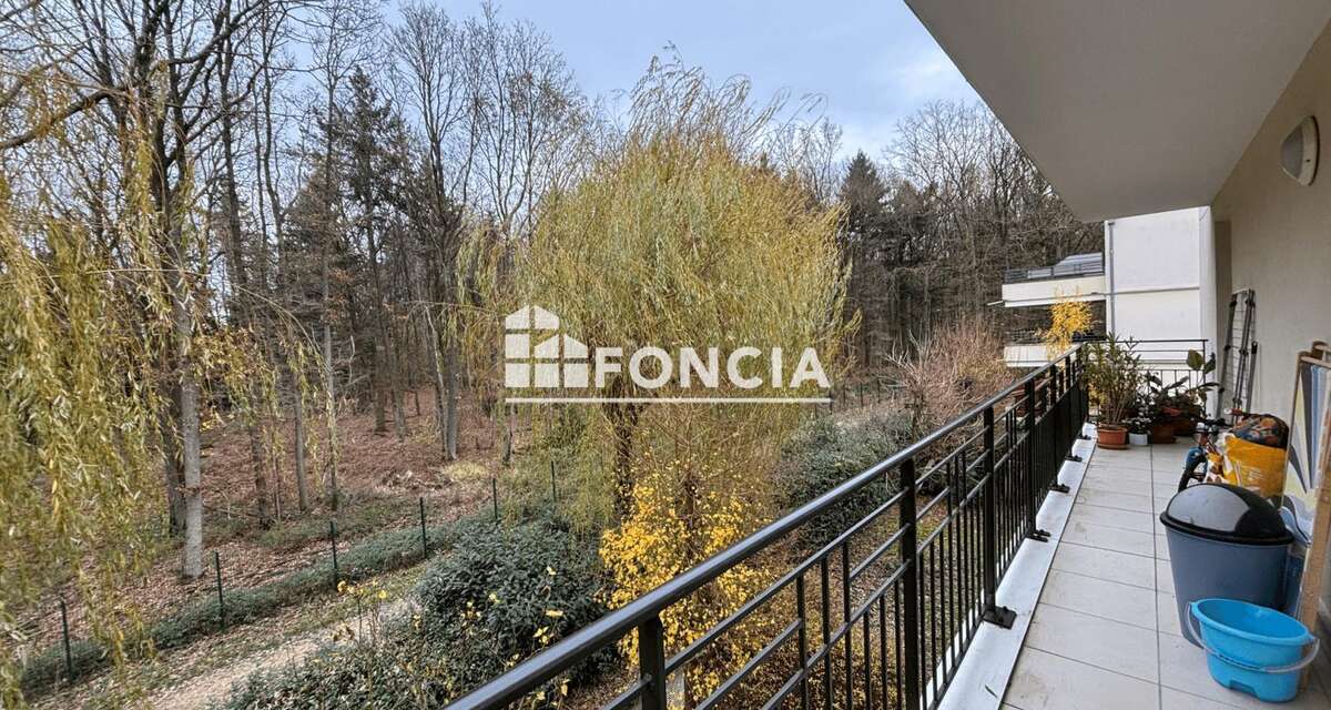 Appartement à LE PLESSIS-TREVISE