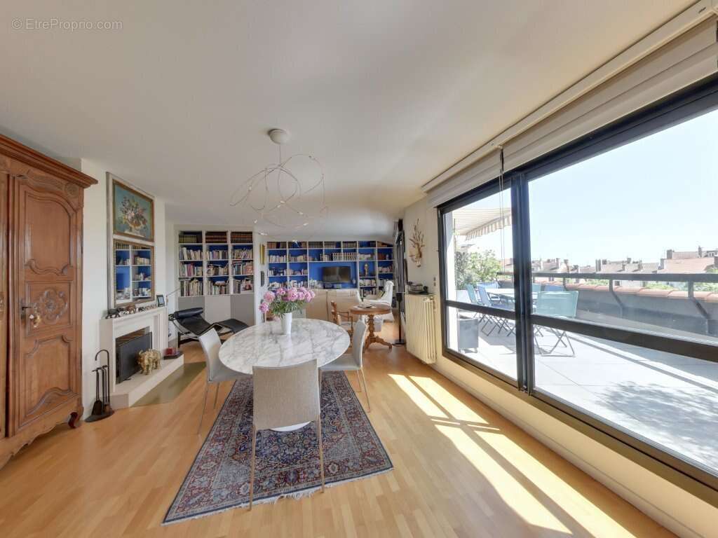 Appartement à LYON-4E
