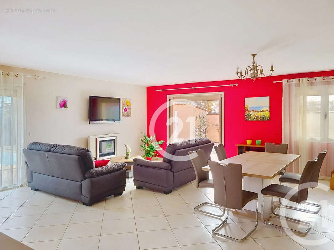 Maison à SAINT-CYPRIEN