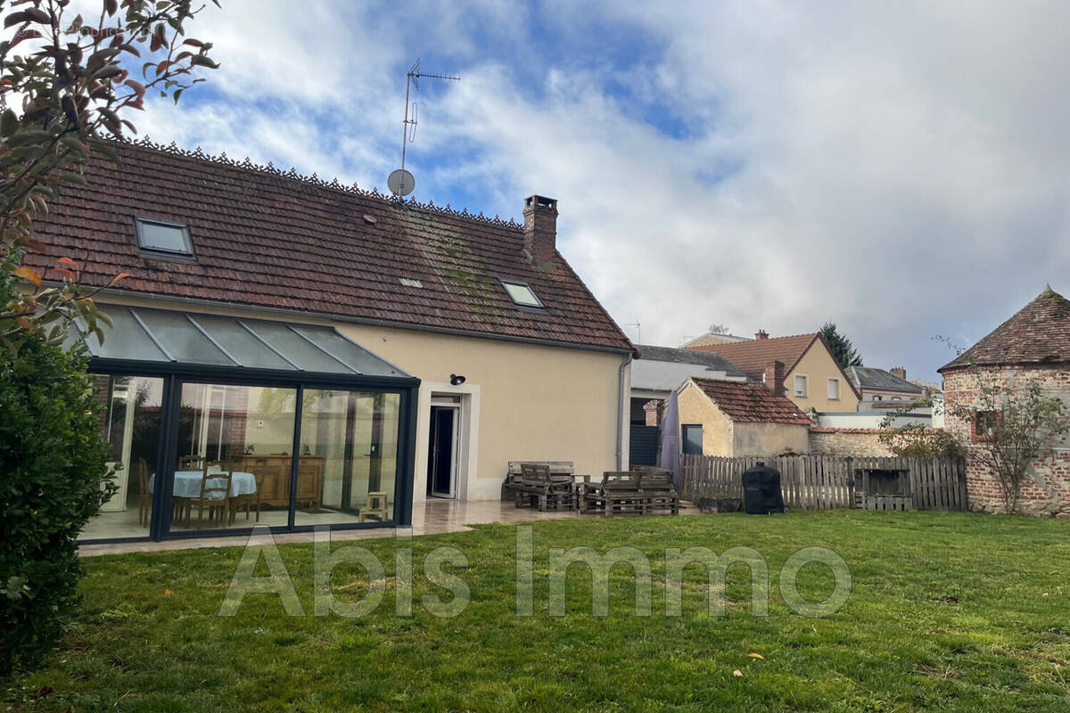 Maison à BEAUVILLIERS