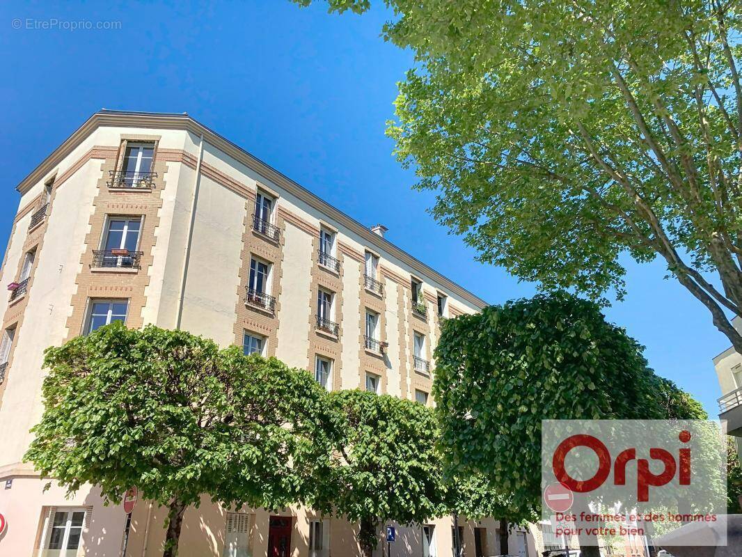 Appartement à ISSY-LES-MOULINEAUX