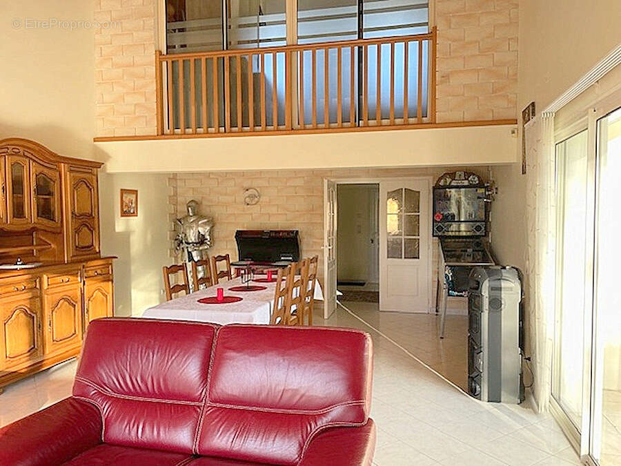 Maison à LA JARRIE