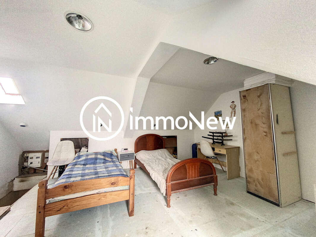 Maison à DONVILLE-LES-BAINS