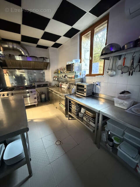 Commerce à SAINT-AULAYE