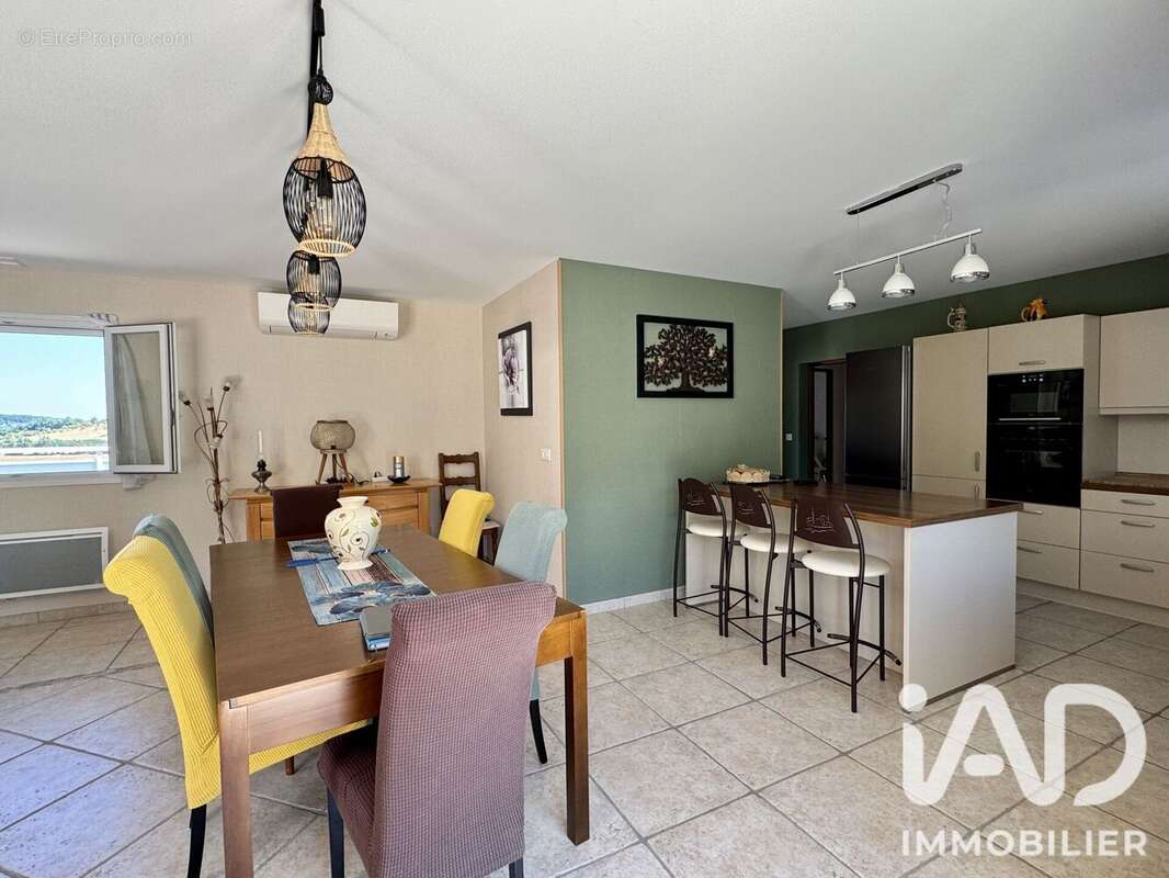 Maison 127 m² à Regat  - photo 8
