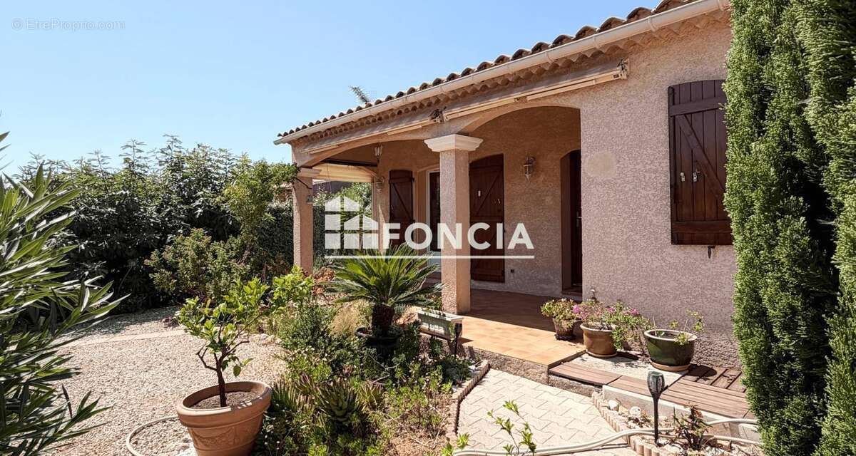 Villa de plain-pied 97m² – 3 chambres – Garage – Terrain piscinable – Quartier recherché - photo 2