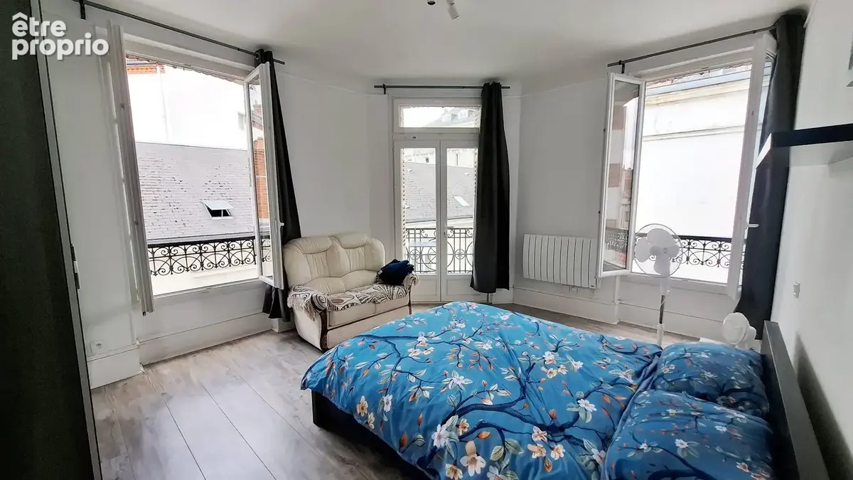 A vendre à Vichy Appartement 2 pièces avec 2 caves et 2 mansardes - photo 6