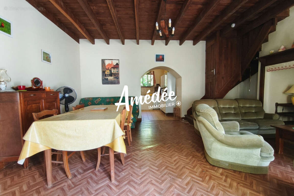 Maison 57 m² à Aynac  - photo 9