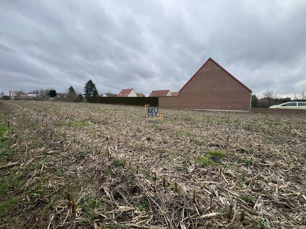 Terrain à LIBERCOURT