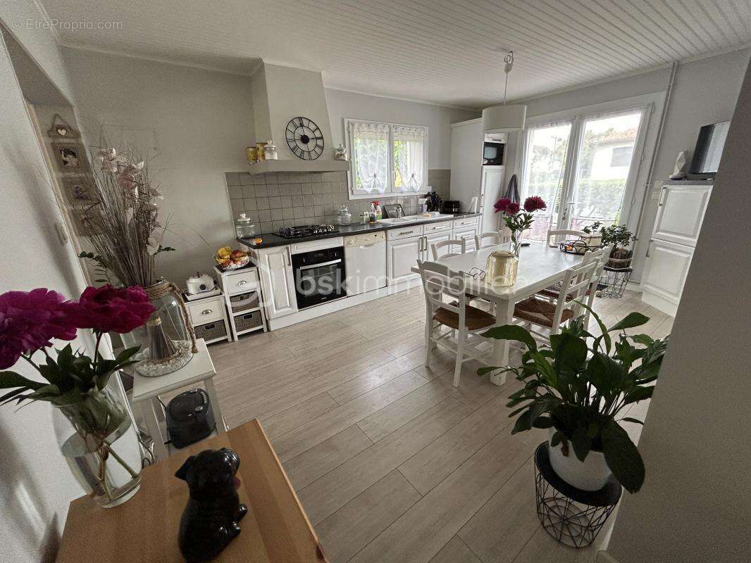 Maison à LE PASSAGE