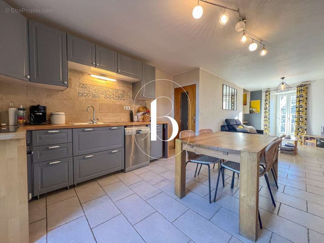 Maison 110 m² à Lussan  - photo 11