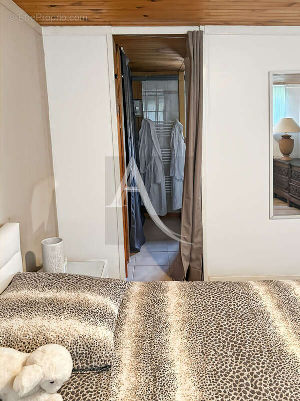 Maison à MONTAIGU-DE-QUERCY