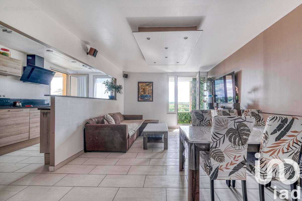 Photo 2 - Appartement à TORCY