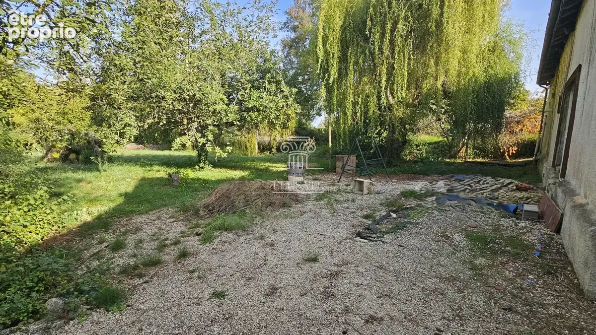 Maison de campagne à rénover   3 à 4 chambres   Terrain de 1 365 m2 - Secteur Vic-Fezensac - photo 2