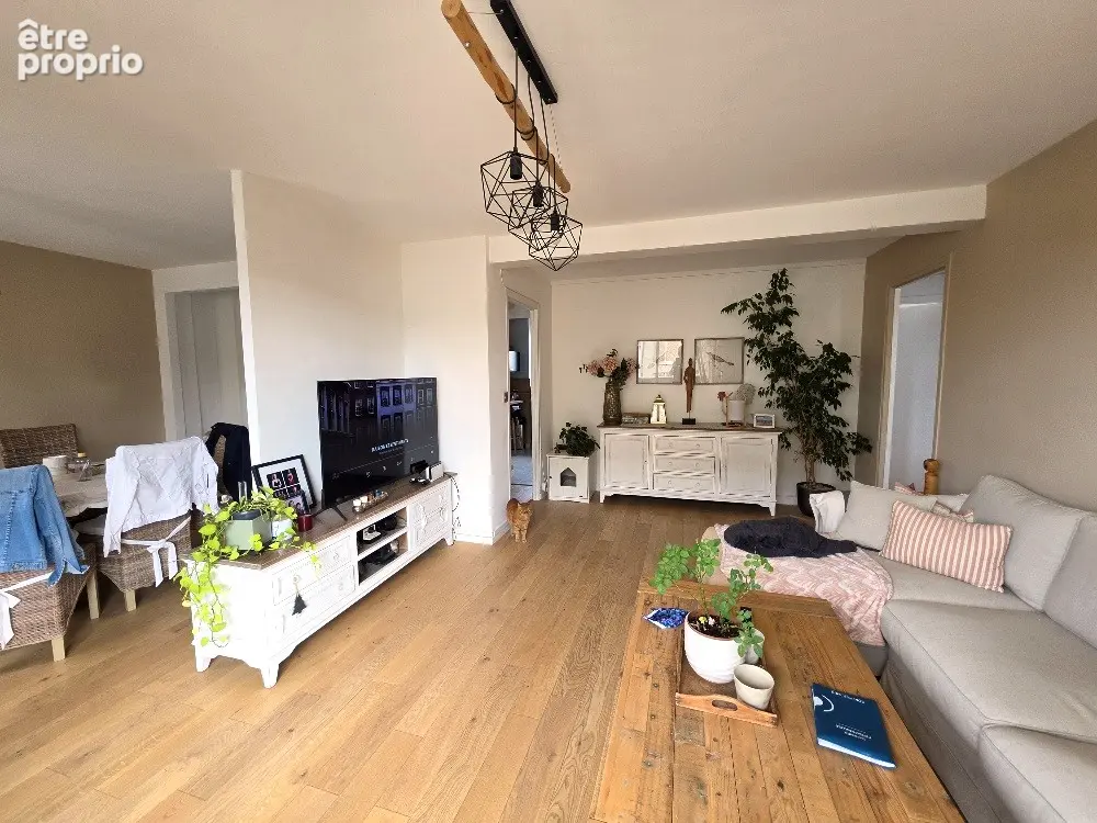 Appartement 4 pièces  79,12 m²  3 chambres  ascenseur  cave - photo 2