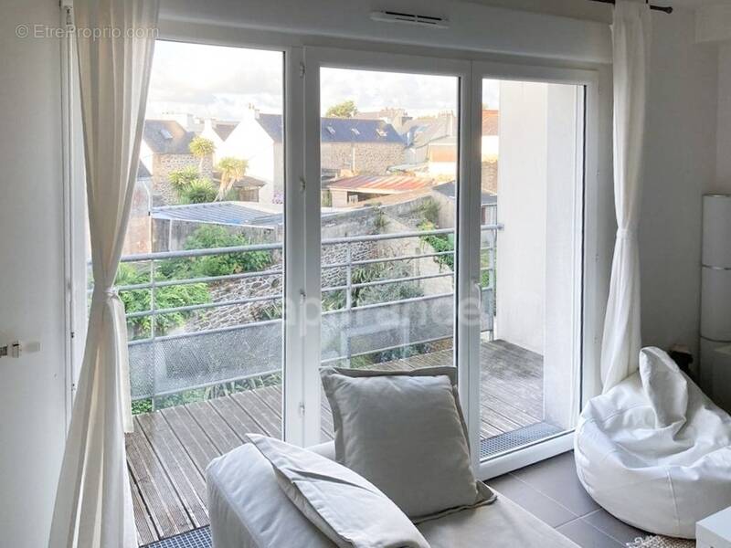 Appartement à LE RELECQ-KERHUON