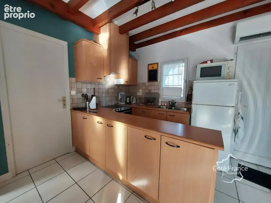 Propriété de 240 m2 avec deux habitations, dépendance, pisci - photo 20