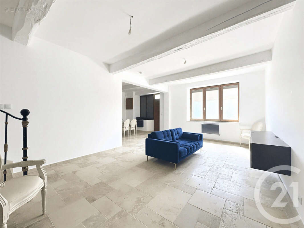 Maison 112 m² à Le Peage-De-Roussillon  - photo 3