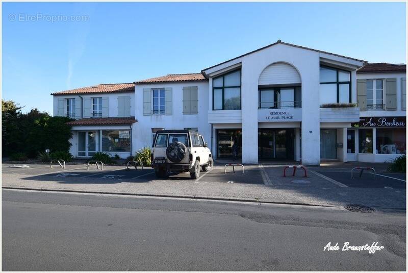 Commerce à LA COUARDE-SUR-MER