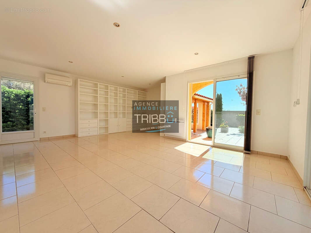 Maison à CASTELNOU