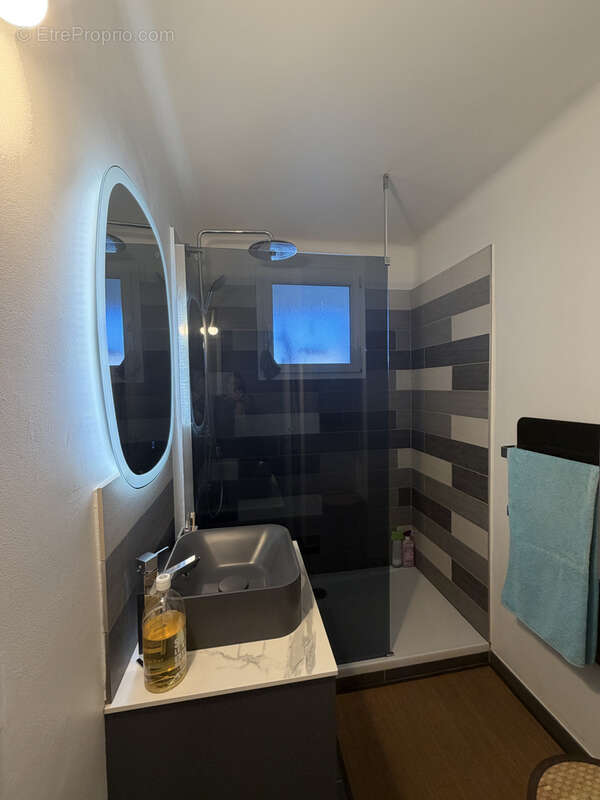 Appartement à MARSEILLE-11E