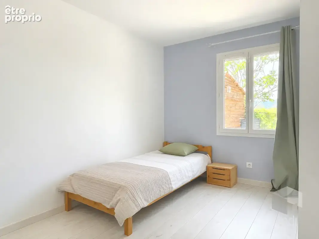 BONLIEU-SUR-ROUBION, maison de plain pied de 115 m2 - photo 8