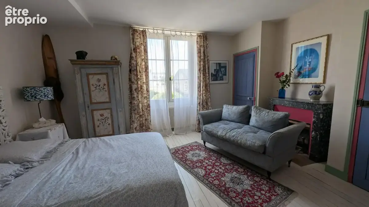 Maison 330 m² à Amboise  - photo 9