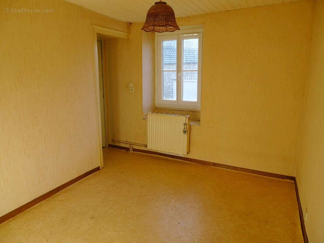 Maison à CHATILLON-SUR-SEINE