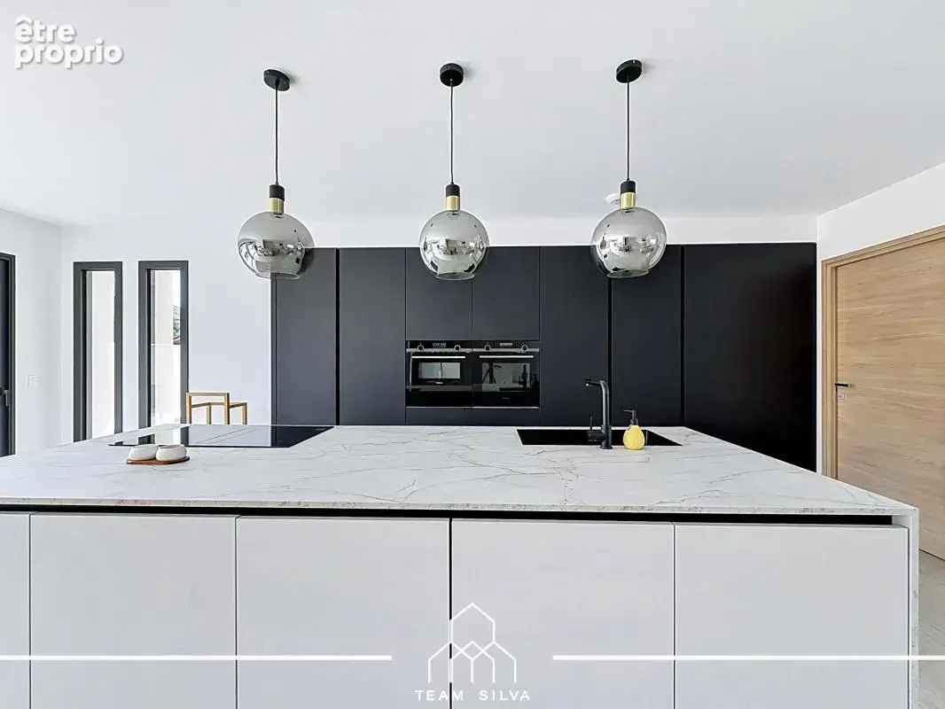 Maison 140 m² à Simandres  - photo 4