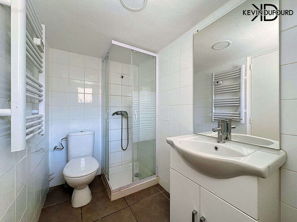 Appartement 20 m² à Aubenas  - photo 8