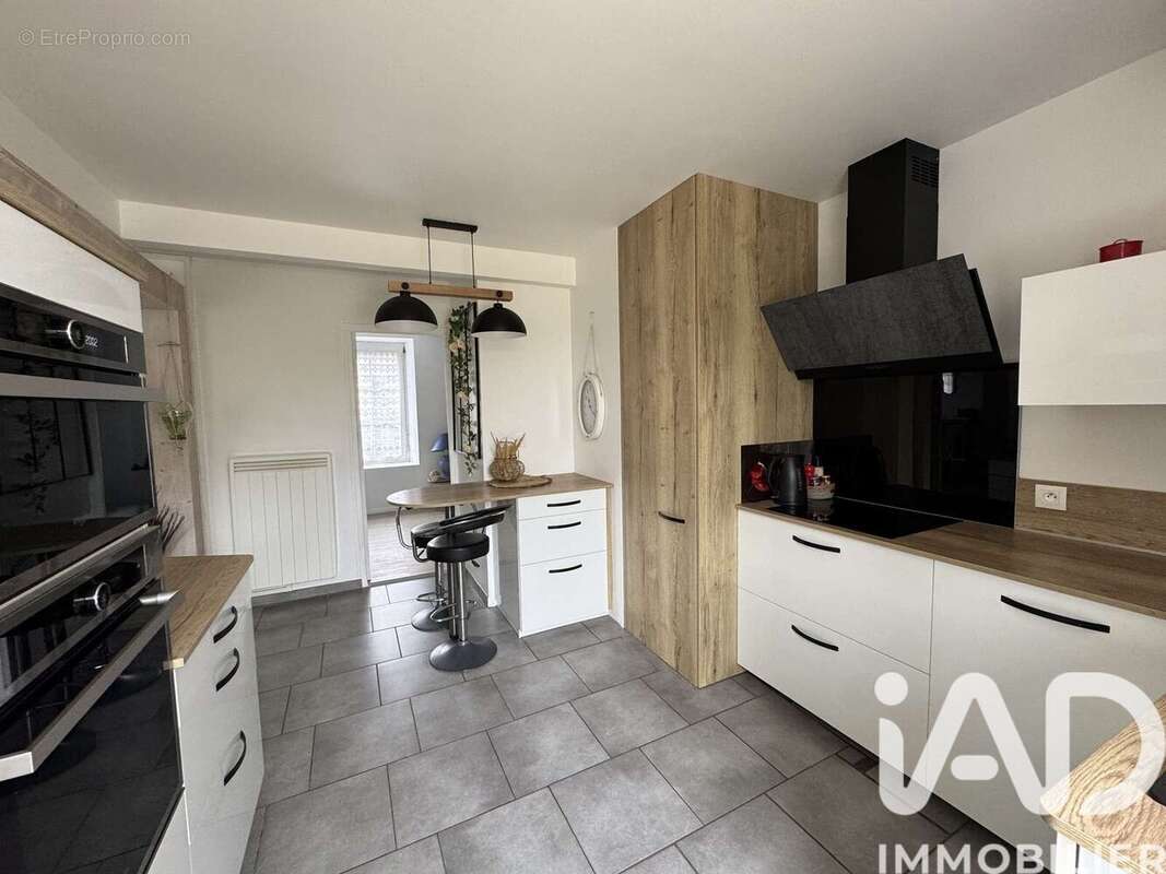 Maison 133 m² à Beuzec-Cap-Sizun  - photo 6