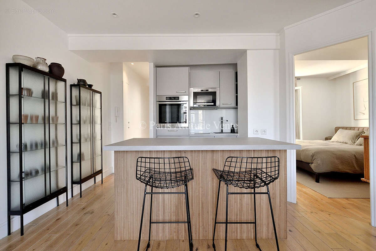 Appartement à PARIS-3E