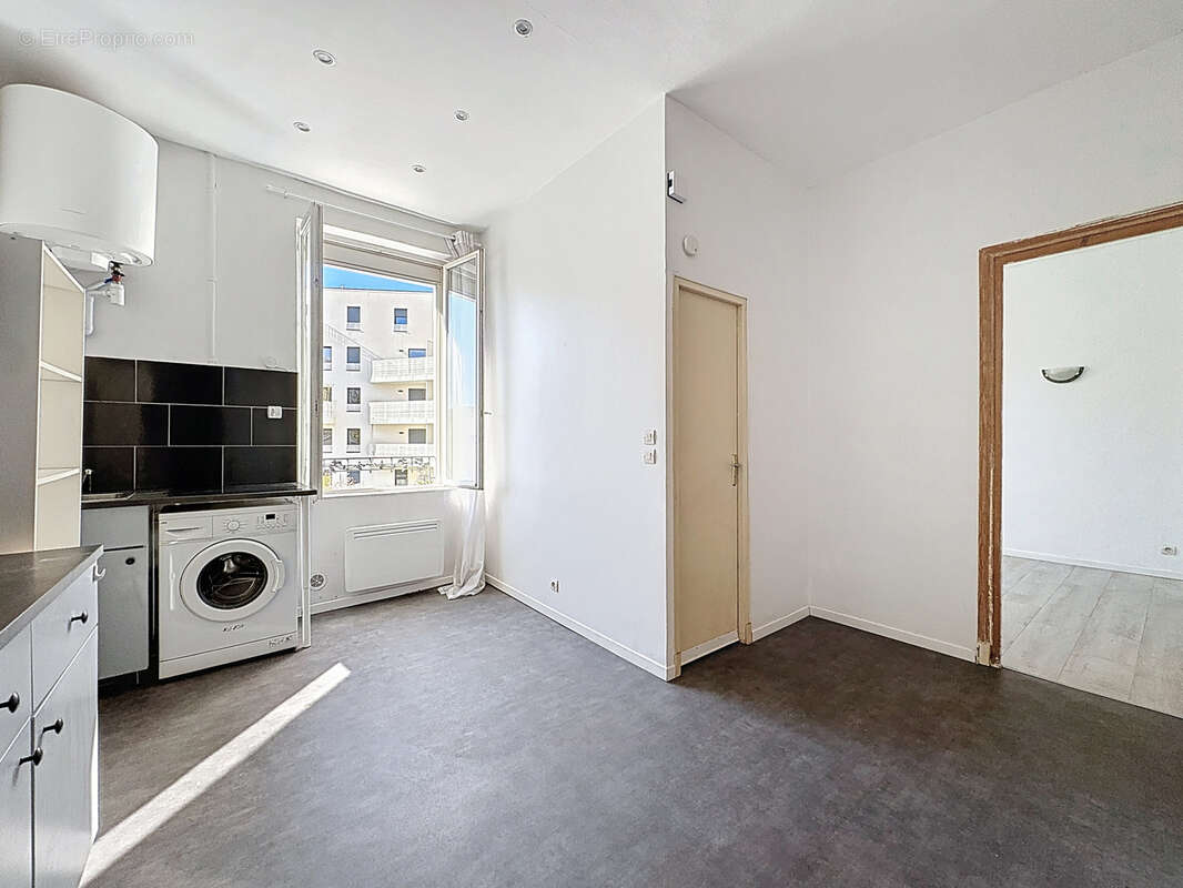 Appartement à LYON-8E