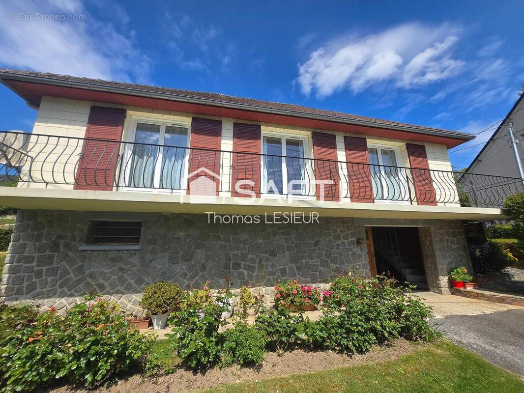 Photo 1 - Maison à SAINT-GEORGES-DES-GROSEILLERS