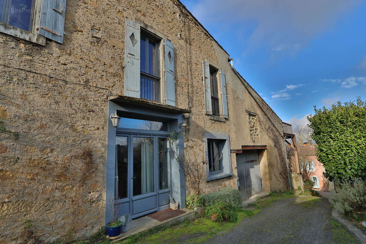 Maison à GAJA-LA-SELVE